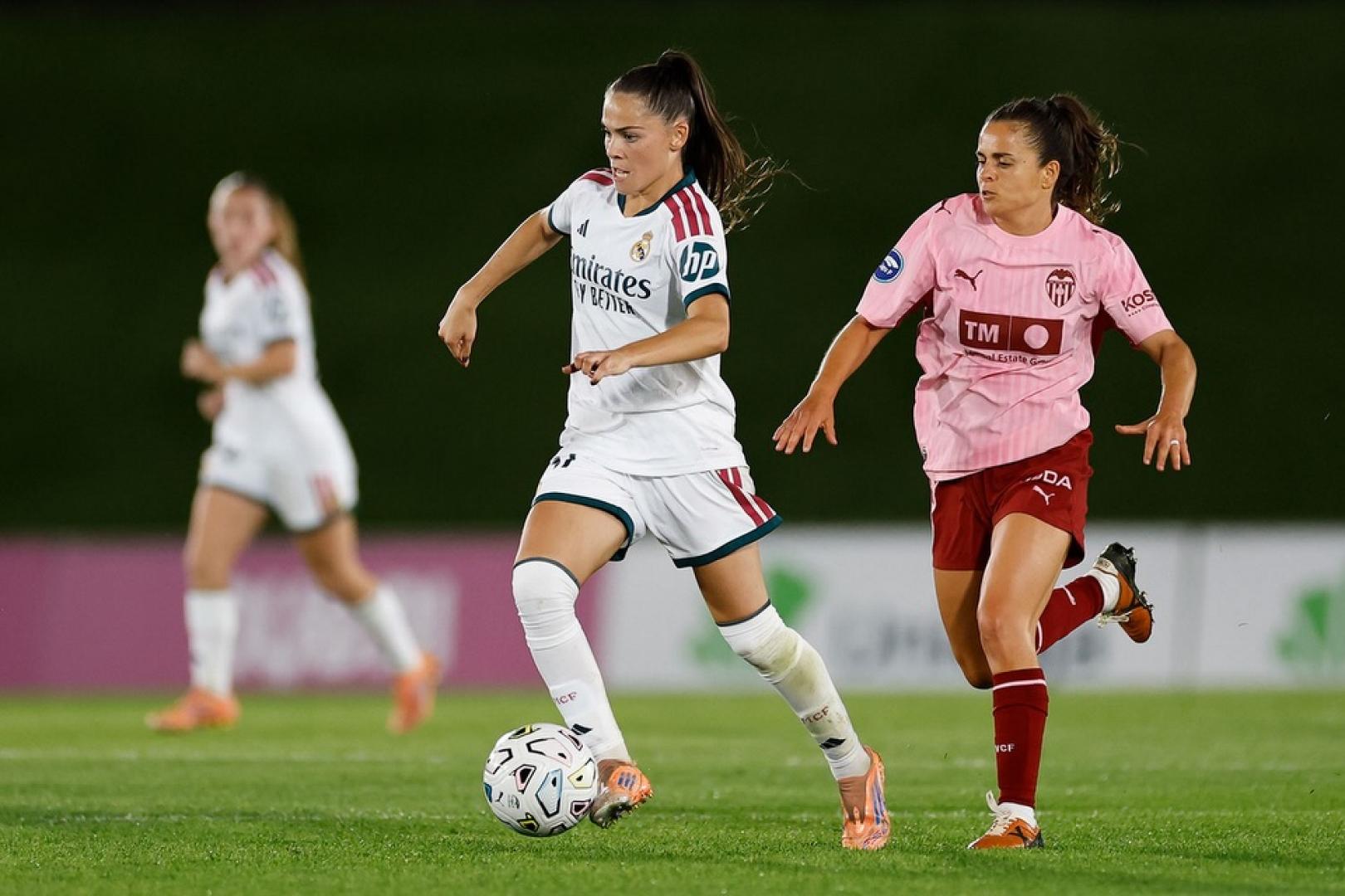 La navarra Oihane San Martín debutó con el Real Madrid ante el Valencia