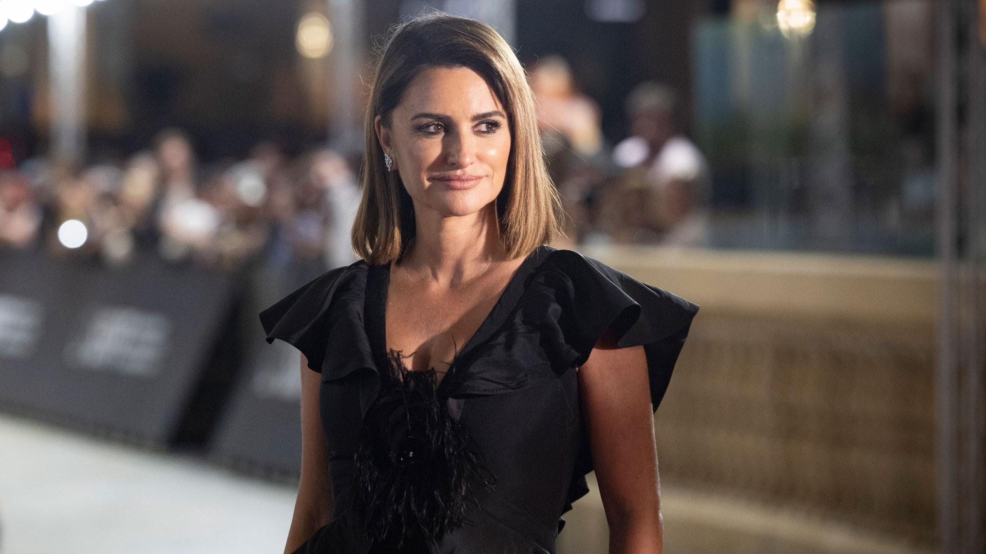 La actriz Penélope Cruz, este domingo en el Festival de Cine de San Sebastián, donde se presenta su película 'La bola negra'