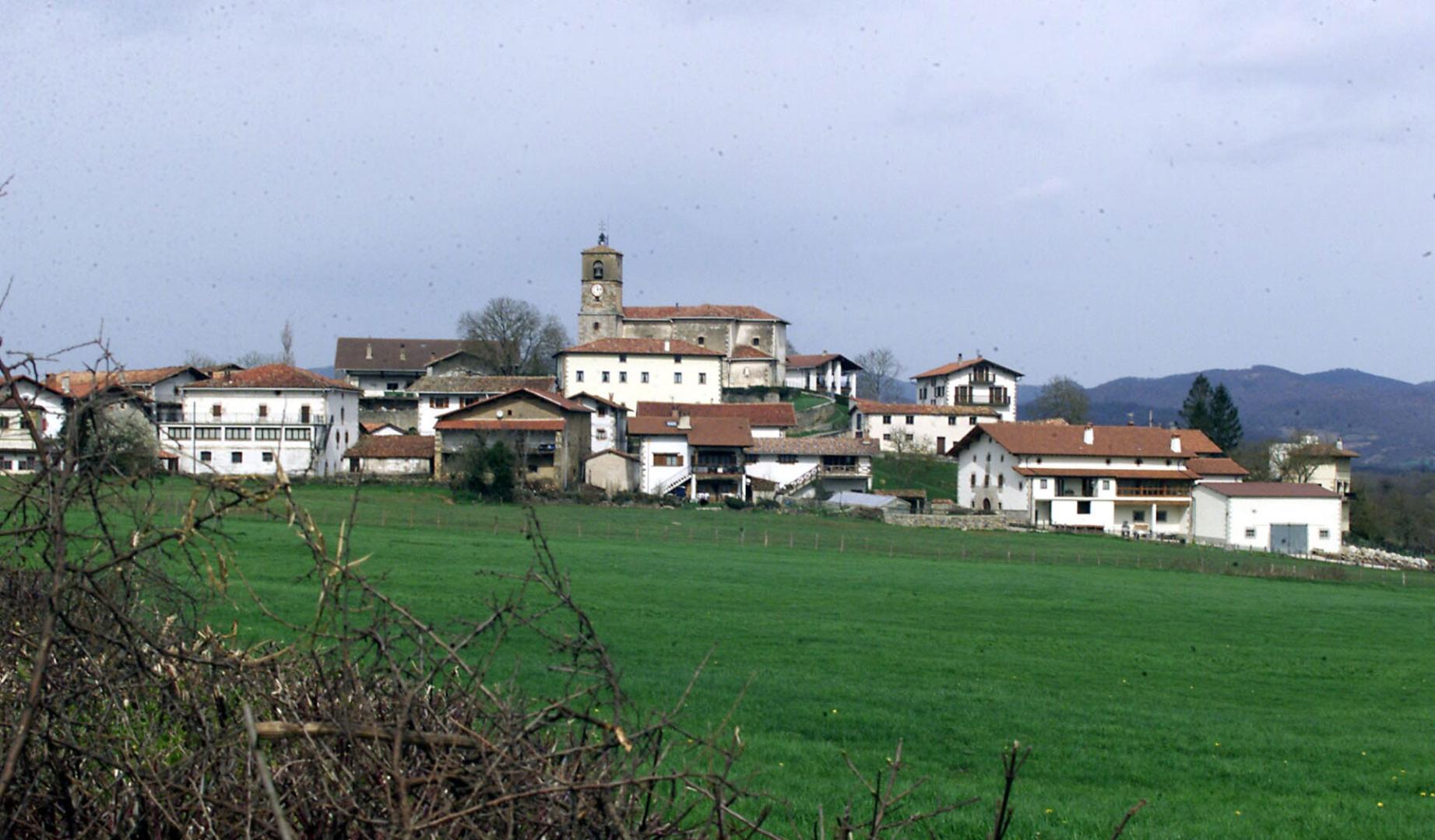 Imagen del concejo de Lizaso, en el valle de la Ultzama, tomada en 2002