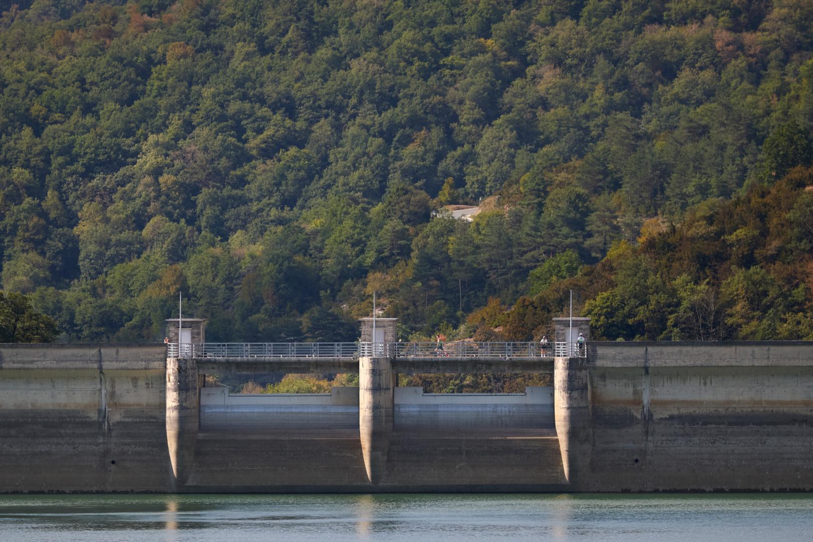 Imagen del embalse de Eugi tomada el pasado 23 de agosto. Hace poco más de un mes. Desde entonces no ha habido precipitaciones.