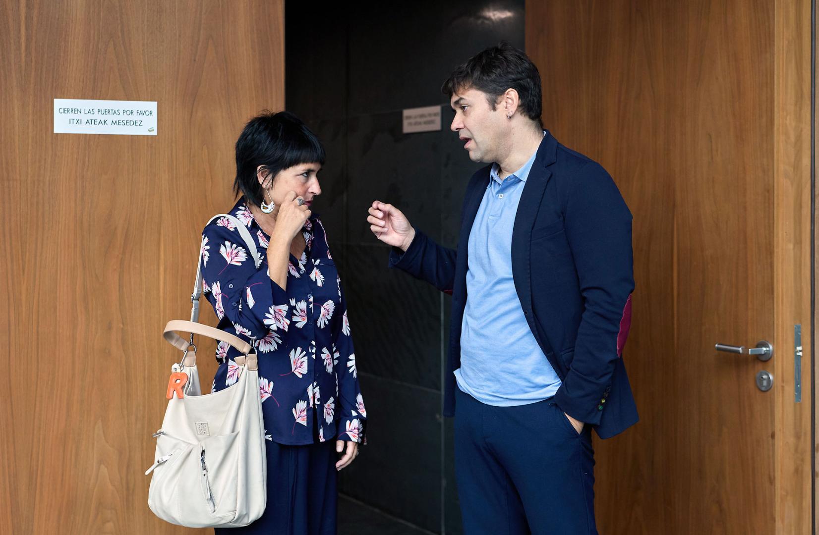 Laura Aznal (EH Bildu) Pablo Azcona (Geroa Bai) parlamento