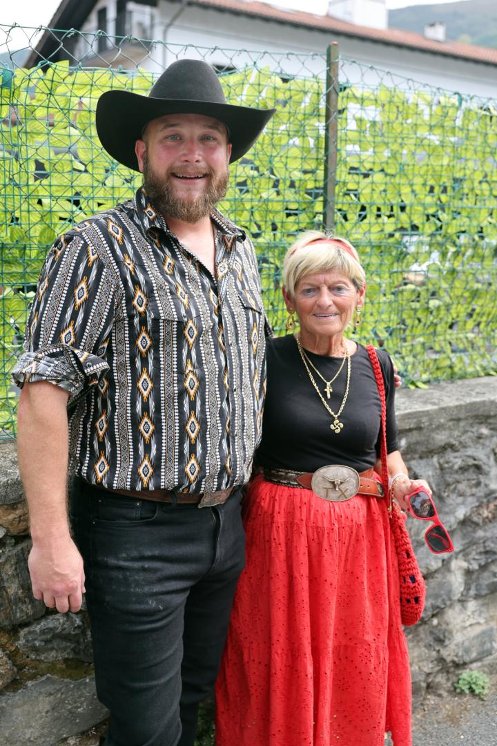 Albert Curutchet junto a María Jesús Txoperena.