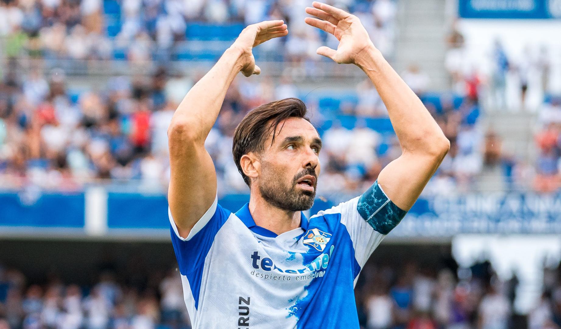 Enric Gallego durante el duelo contra el Cádiz