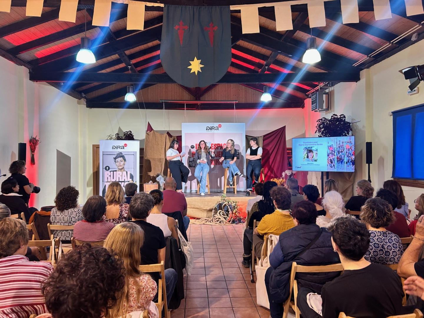 Mujeres emprendedoras, junto a entidades e instituciones del territorio, participaron en una jornada pensada para compartir experiencias, crear nuevas conexiones y seguir impulsando el emprendimiento femenino en el medio rural
