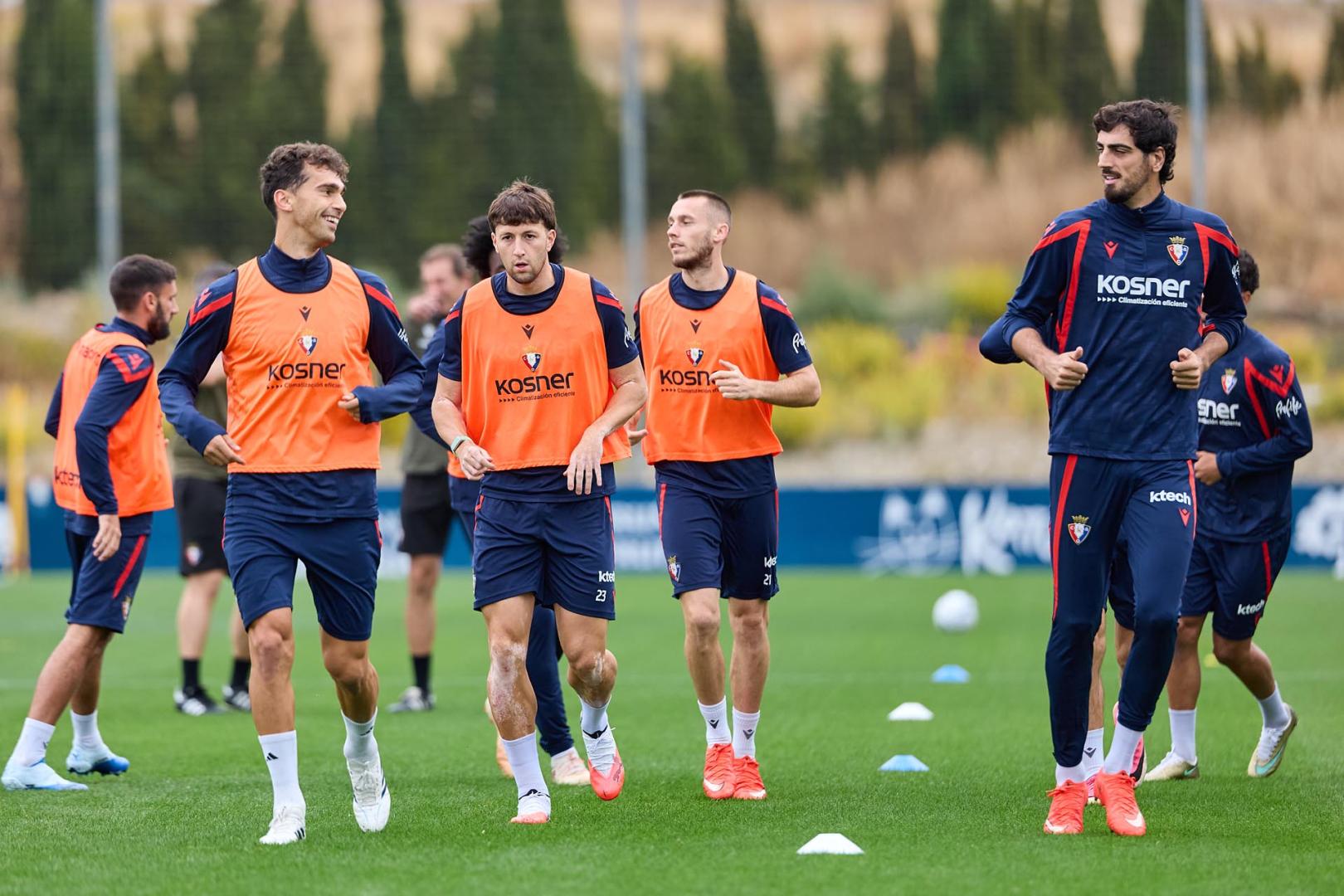 Fotos del entrenamiento de Osasuna este viernes, 2 de octubre de 2026
