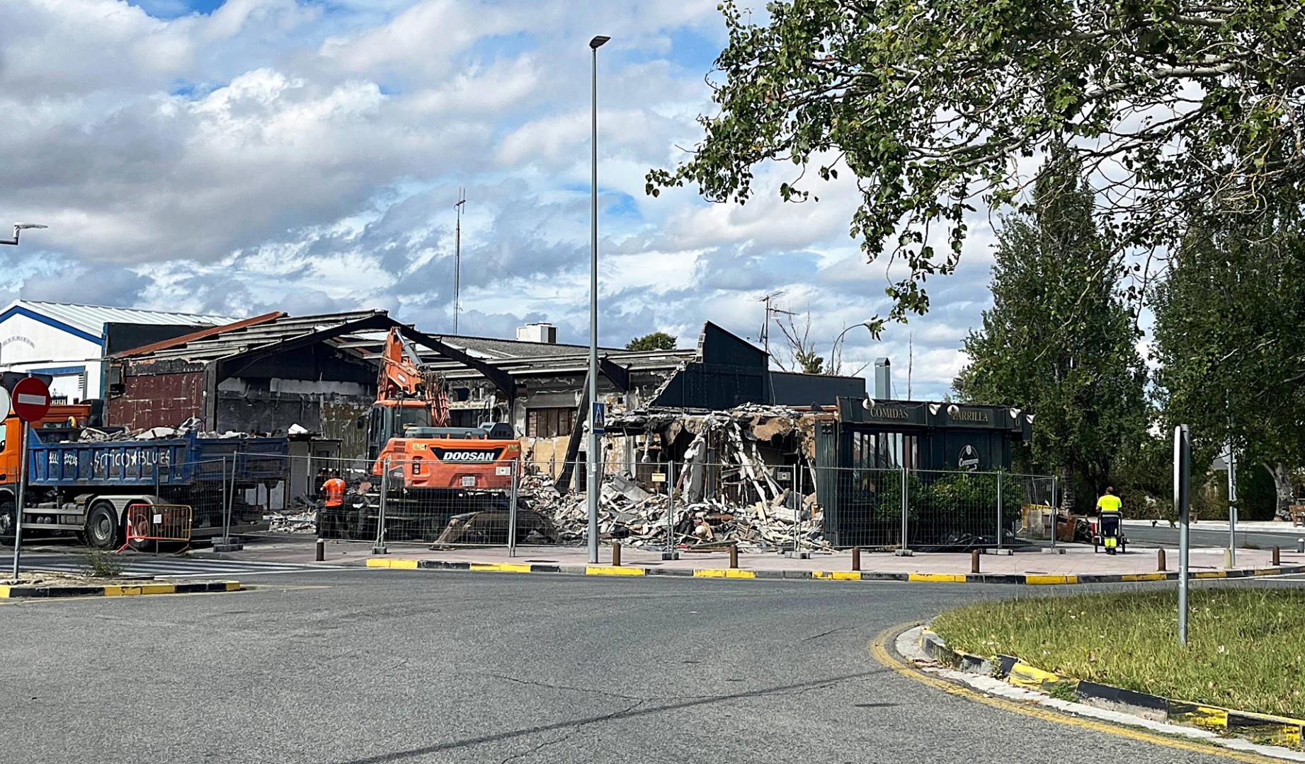 Aspecto que presentaba ayer la parcela donde se promueve una estación de servicio