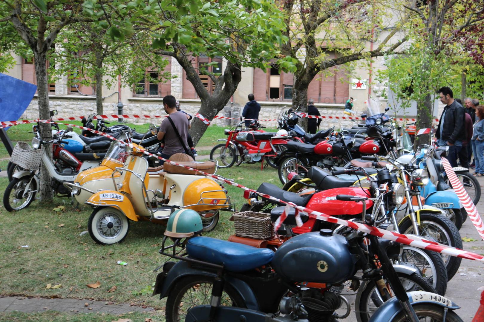 Motos de distintas marcas y cilindradas en una edición pasada del 'Katxarro Eguna'.