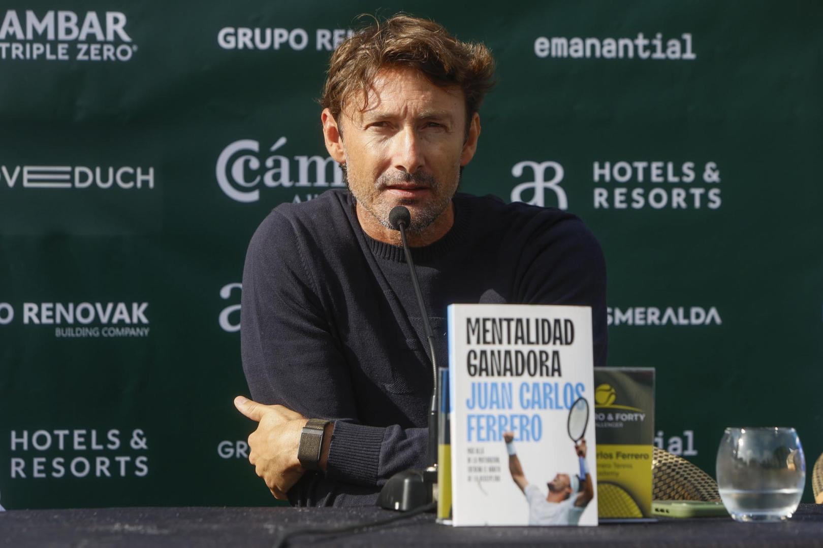 Juan Carlos Ferrero, con su libro 'Mentalidad ganadora'