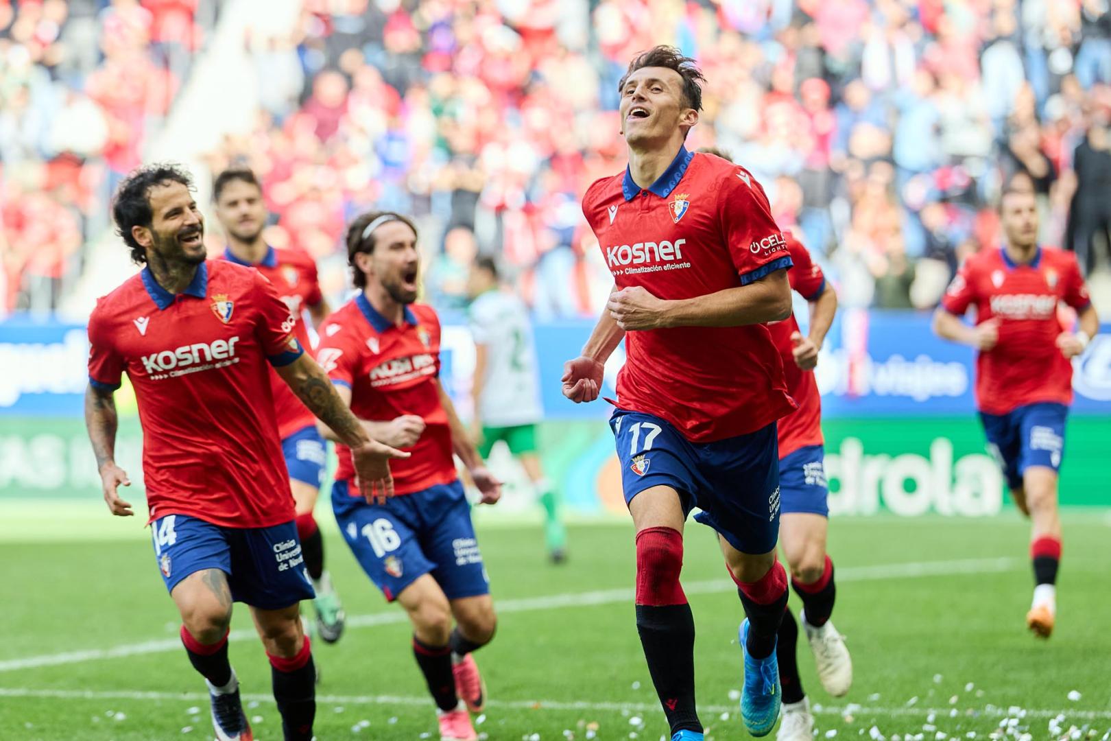 Fotos del Osasuna - Racing de la jornada 9.