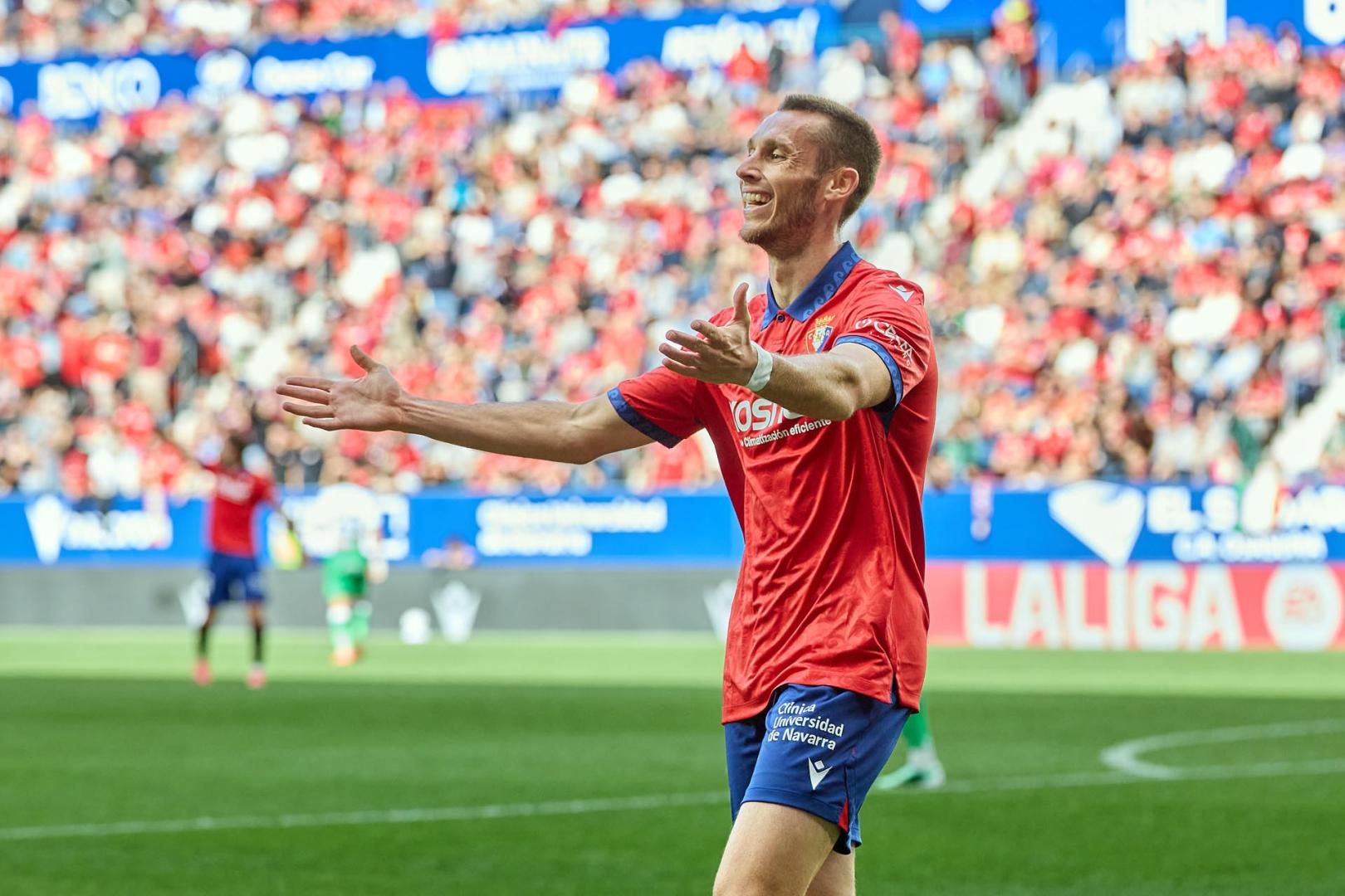 Fotos del Osasuna - Racing de la jornada 9.