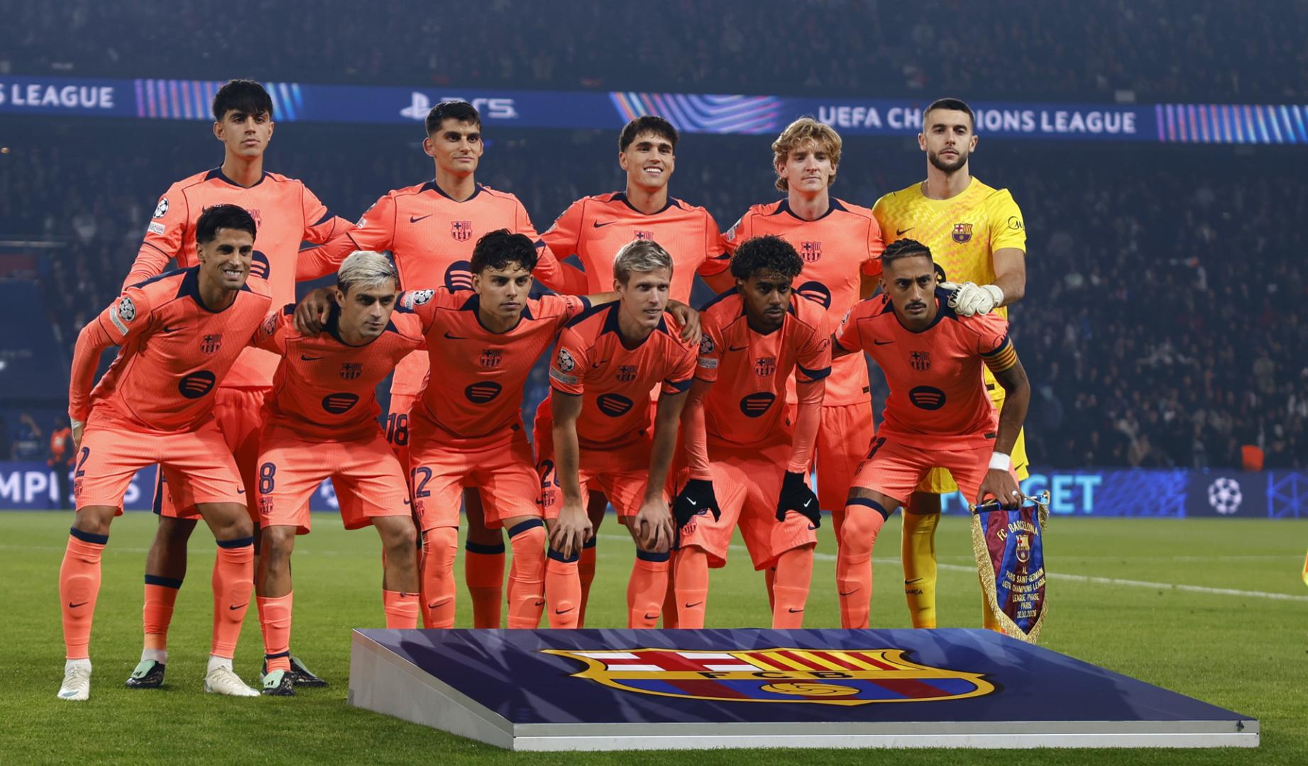 Los futbolistas del FC Barcelona antes de medirse al PSG