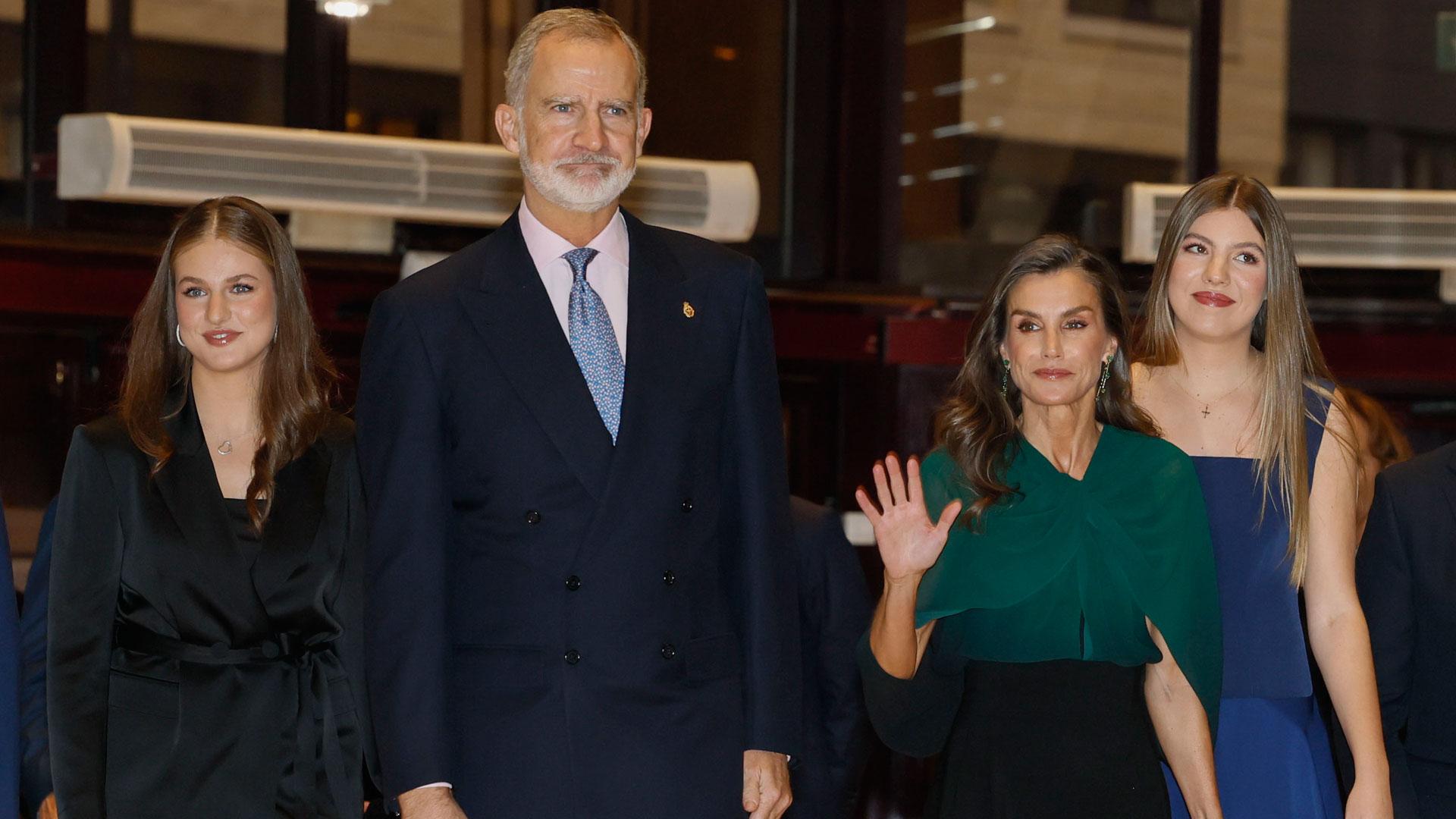 Los reyes Felipe VI y Letizia, acompañados por la Princesa Leonor y la infanta Sofía, presiden el XXXIV Concierto Premios Princesa de Asturias en el Auditorio Príncipe Felipe de Oviedo
