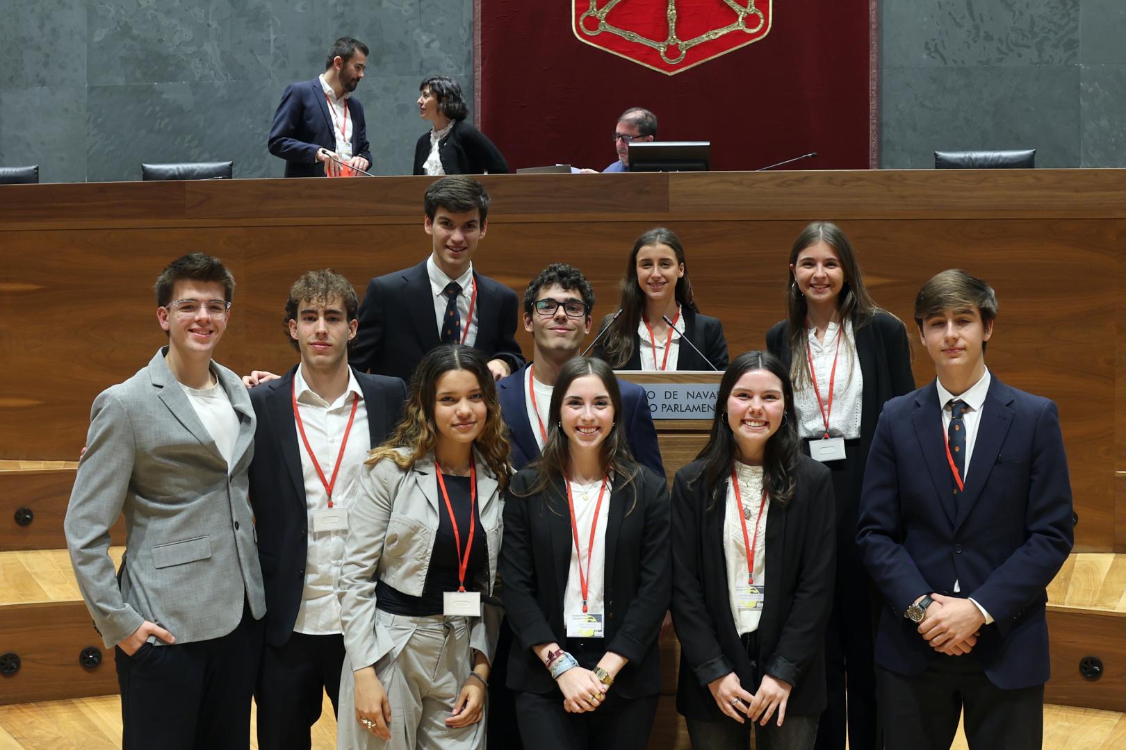 Los finalistas de la modalidad de castellano posan tras la final.