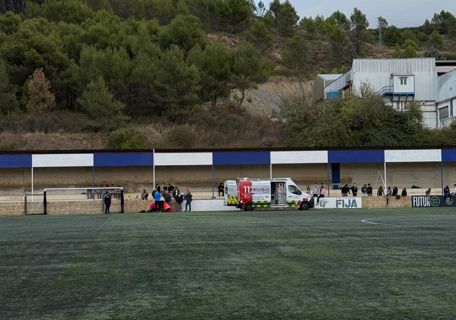 Imagen de la intervención de los servicios de emergencia este domingo 25 de octubre en Merkatondoa