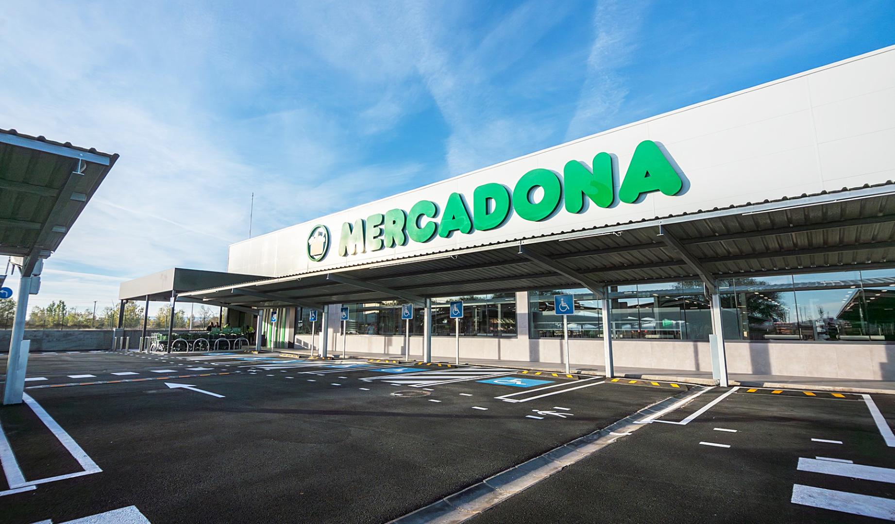Fachada del nuevo Mercadona abierto en Tudela