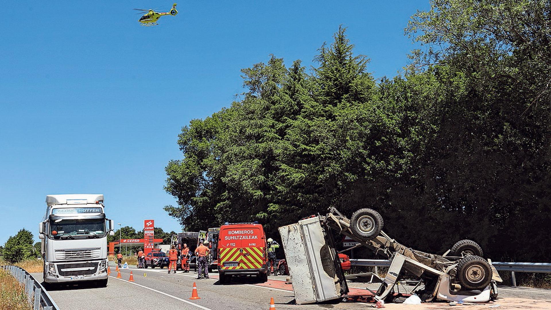 Un accidente de tráfico ocurrido el pasado 12 de junio a la altura del cruce de Lantz, en la N-121-A