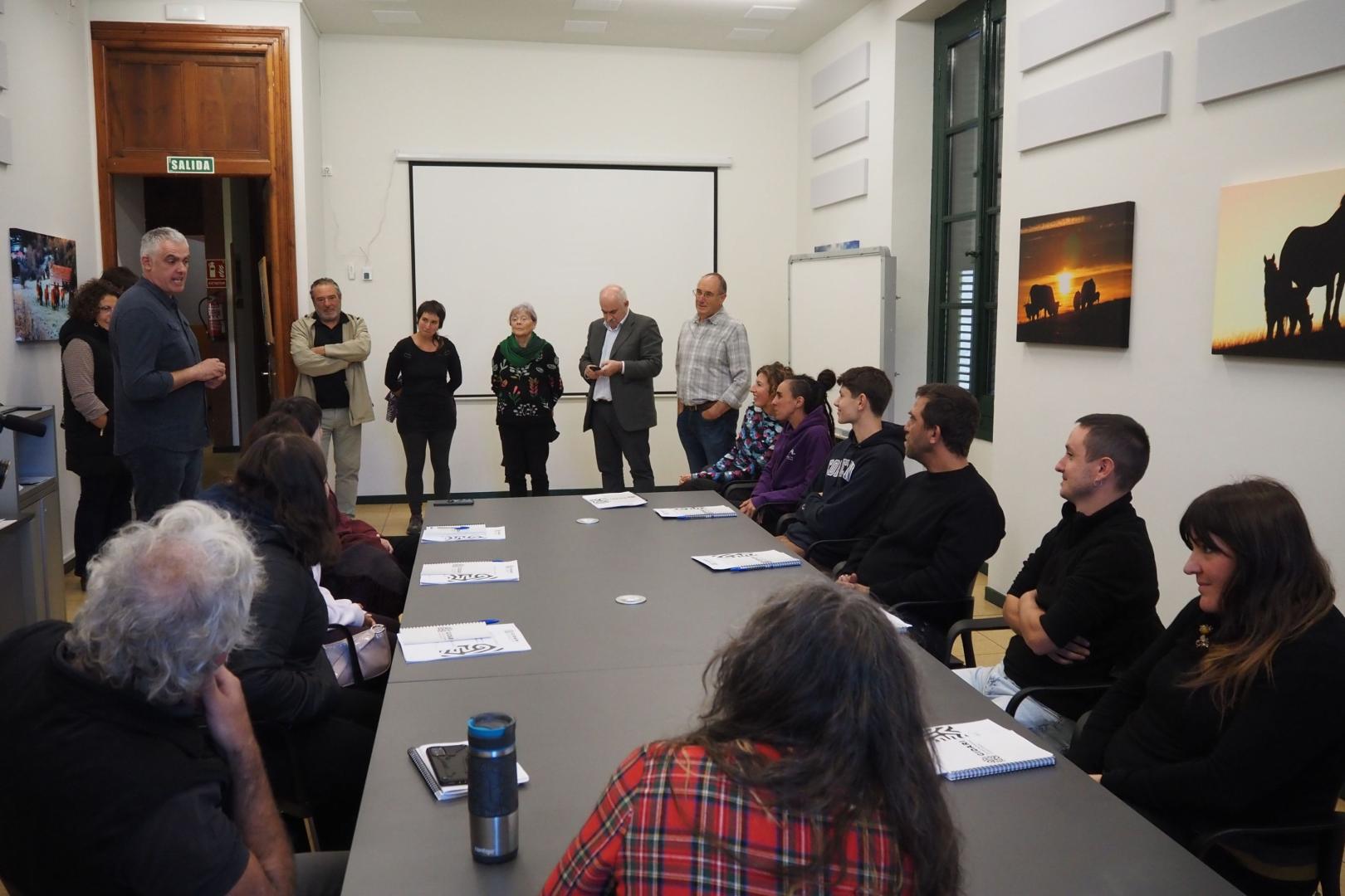 Jornada de presentación del grado formativo en ganadería extensiva de la escuela de pastoreo Gidari de Roncal