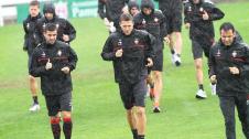 Imágenes del entrenamiento del C.A. Osasuna en las instalaciones de Tajonar tras el empate 2-2 contra el Getafe en el Coliseum Alfonso Pérez.