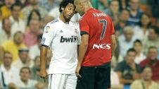 Los veteranos de la plantilla de Osasuna bien podrían explicar a los jovenes del Promesas que han entrado en la convocatoria lo que les espera en el Bernabéu: repasando partidos históricos encontramos glamour en los palcos, 'galácticos' en el césped, expulsiones (algunas muy polémicas), discusiones cara a cara llenas de tensión, celebraciones para todos los gustos e, incluso, un par de goleadas rojillas.