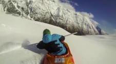 Primer descenso en Kayak por la nieve en los Pirineos.
