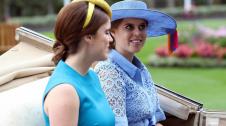 Fotos de los tocados y chisteras en las carreras de Ascot