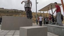 Todas las fotos de la inauguración en Estella del primer espacio de parkour de Navarra en Nuevo Zaldu