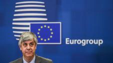 El Eurogrupo pacta medidas por medio billón de euros, pero sin coronabonos