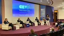 Resumen de la primera jornada de los Cursos Europeos de Verano