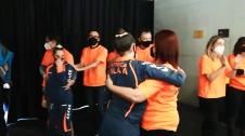 Vídeo del saludo de las gimnastas de Alaia a sus familiares tras el bronce