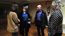 PlenoTafalla Los tres ediles socialistas charlan con la portavoz de NA+, Amaya Orduña, en un pleno anterior