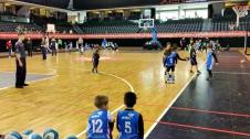 Los pequeños juegan sus jornadas de benjamines de los Juegos Deportivos de Navarra antes de que esta tarde disputen sus partidos el Basket Navarra y el Osés Construcción Ardoi