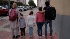 Vídeo de la familia que viajó 3 días oculta en un tráiler desde Marruecos a Pamplona