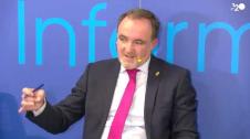 ¿Por qué no se reduce el número de parlamentarios en Navarra?