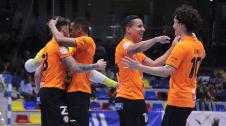 Antequera - Aspil Los jugadores del Aspil celebran el primero gol del partido