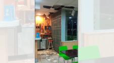 La tromba de agua provocó que se desprendieran trozos del techo del área de servicio de la autopista AP-15 en Imárcoain