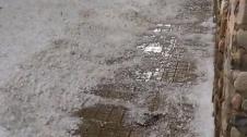 Calles de blanco tras la granizada en Fitero