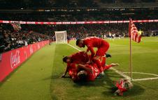 Varios jugadores del Atlético de Madrid celebran un gol en el tiempo de descuento Varios jugadores del Atlético de Madrid celebran un gol en el tiempo de descuento