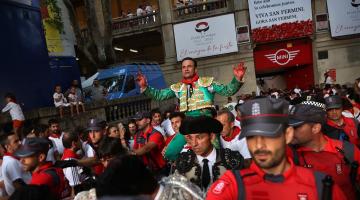 Antonio Ferrera lidió solo a los toros de la ganadería Miura