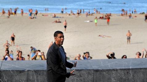 Denzel Washington protagonizó  el momento estelar de la gala de apertura de la 62 edición del Festival de Cine de San Sebastián al recoger el Premio Donostia, un galardón que reconoce una carrera que no hubiera sido posible sin la 