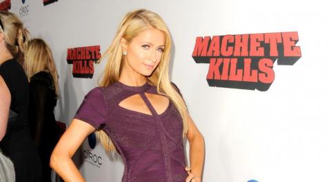 Paris Hilton presenta su nueva canción Paris Hilton presenta su nueva canción