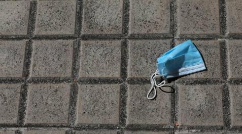 Las dudas sobre dónde depositar las mascarillas Las dudas sobre dónde depositar las mascarillas