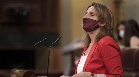 teresa-ribera-iva-luz La ministra para la Transición Ecológica, Teresa Ribera, interviniendo en el Congreso de los Diputados