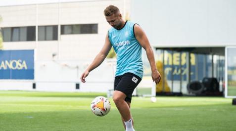 ontiveros Javi Ontiveros entrenando con el Villarreal