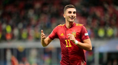 ferran-torres Ferrán Torres celebra uno de sus dos goles que dieron el triunfo de España ante Italia que y el pase a la final de la Liga de Naciones