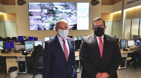El vicelendekari Erkoreka y el vicepresidente Remírez, durante la visita al centro de control de tráfico El vicelendekari Erkoreka y el vicepresidente Remírez, durante la visita al centro de control de tráfico