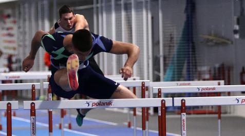 AtletismoZizur El espacio sociodeportivo Patxi Morentin acogió una jornada de pruebas de atletismo con la presencia de Asier Martínez
