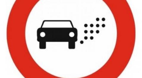 senal-de-zonas-de-emisiones-bajas A partir de 2023 los vehículos más contaminantes no podrán acceder al centro de las ciudades.