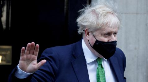 Johnson celebró su fiesta de cumpleaños pese a las restricciones Johnson celebró su fiesta de cumpleaños pese a las restricciones
