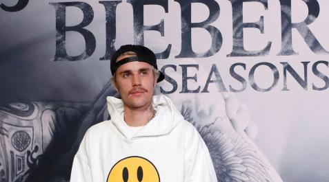 justin-bieber El cantante Justin Bieber posa en el estreno de su serie documental de televisión en Los Ángeles .