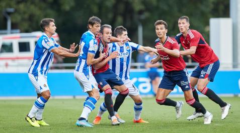 Osasuna-Real Sociedad El partido de Zubieta se disputó con mayor fuerza e intensidad que el resto de los de pretemporada